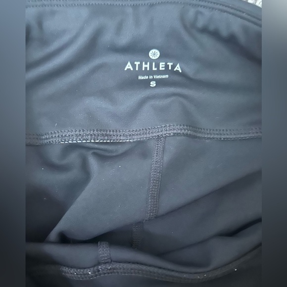 Athleta Gorgeous Jewel Tone Leggings with Mesh inserts size small - Picture 5 of 10